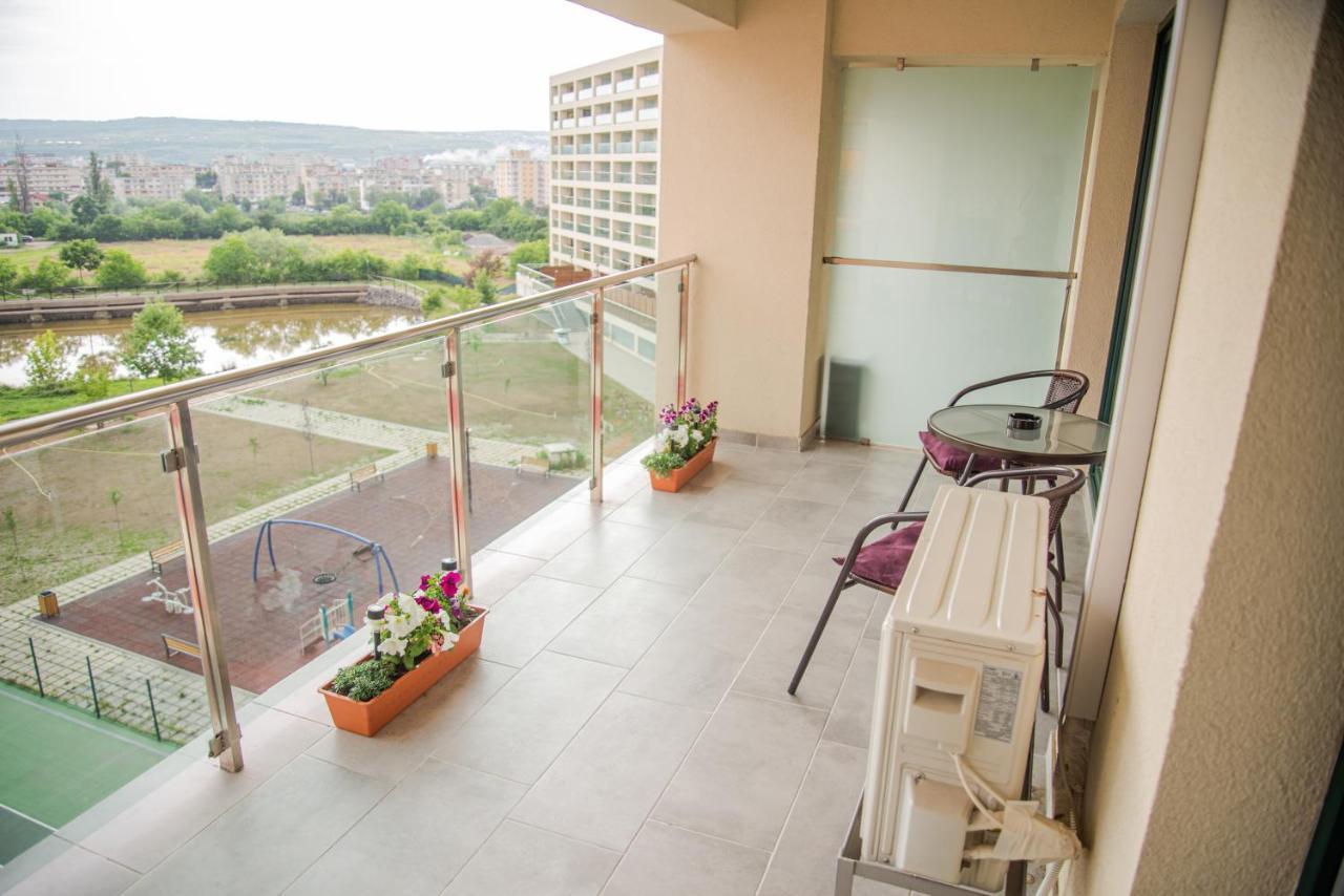 Gavas Apartments Viva City คลูจ-นาโปกา ภายนอก รูปภาพ