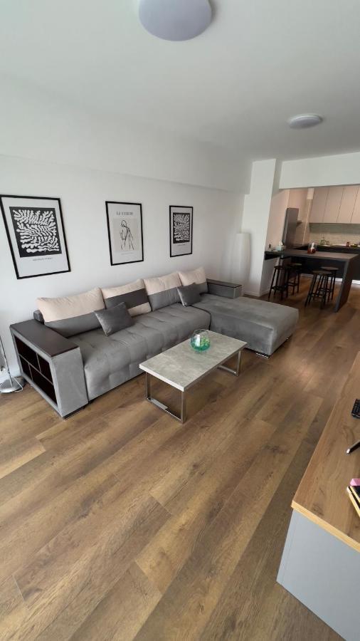 Gavas Apartments Viva City คลูจ-นาโปกา ภายนอก รูปภาพ